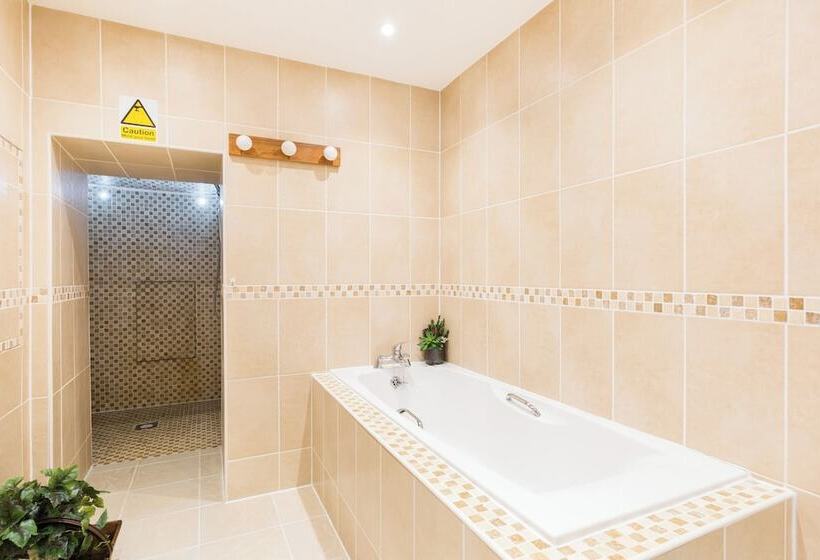 The Judges Lodgings Boutique