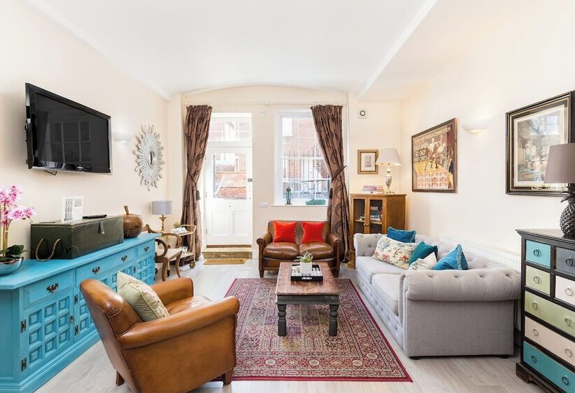 The Judges Lodgings Boutique