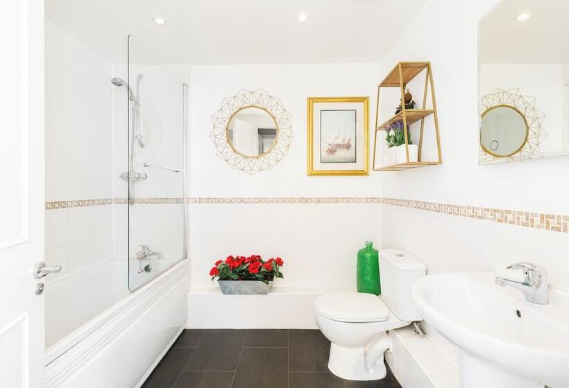 The Judges Lodgings Boutique