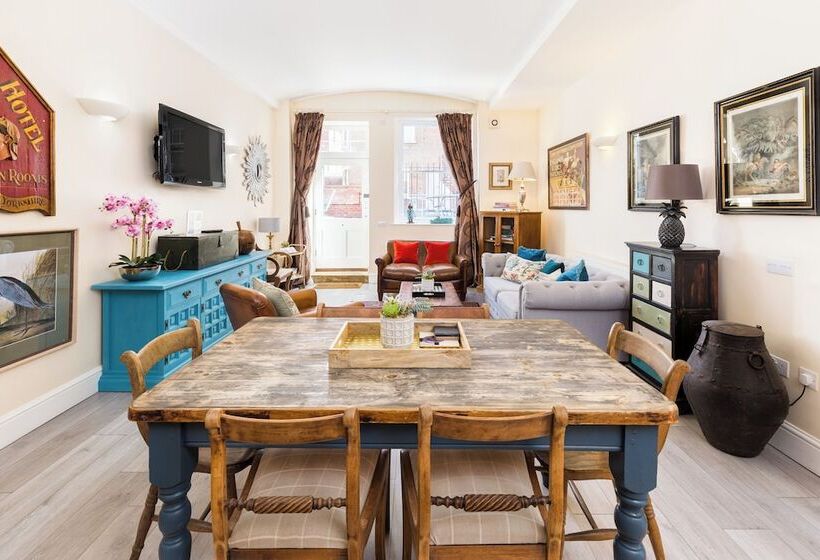 The Judges Lodgings Boutique