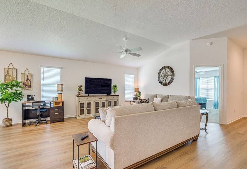 Furnished Lanai & Golf Cart: The Villages Home!