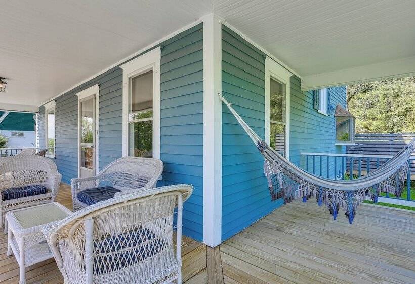 Timeless Jeffersonville Home W/ Private Hot Tub