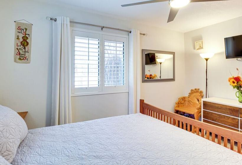 Updated Pinetop Home: 5 Mi To Woodland Lake Park!