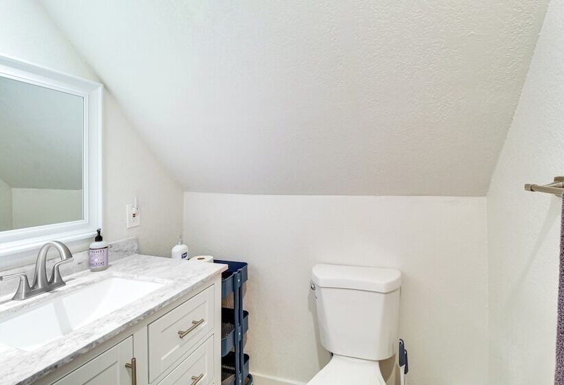 Updated Pinetop Home: 5 Mi To Woodland Lake Park!