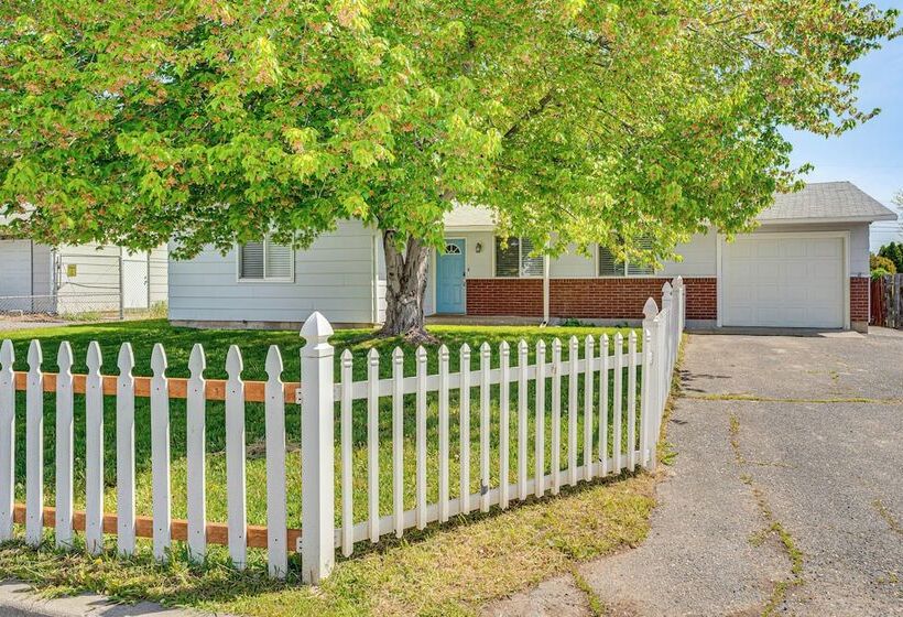 Updated Yakima Vacation Rental: Central Location!