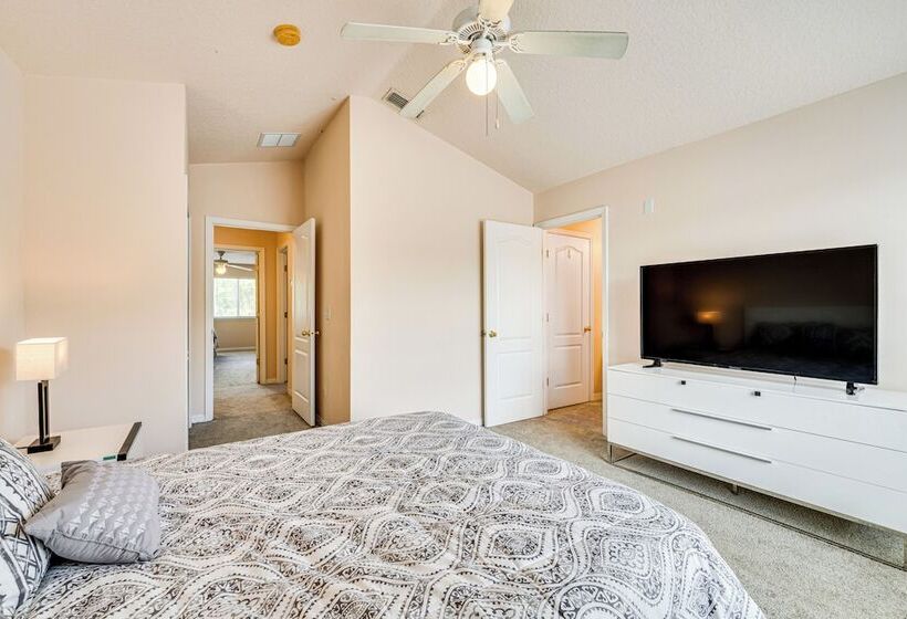 Vacation Home W/ Private Pool ~ 11 Mi To Disney!