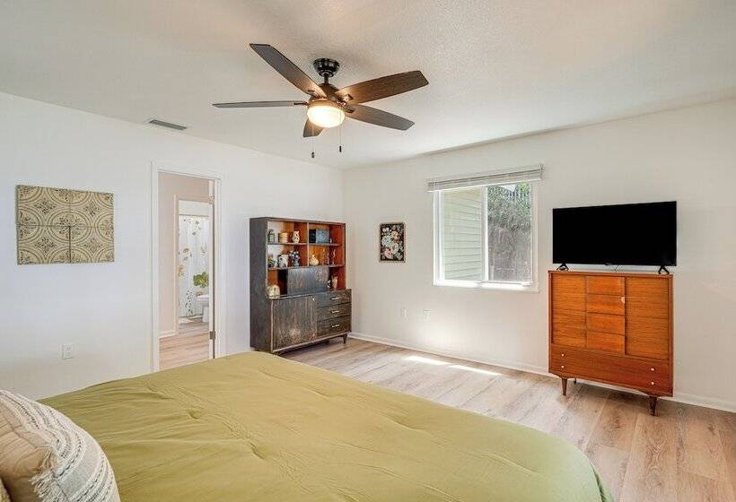 Waterfront Home On Crooked Lake W/ Game Room!