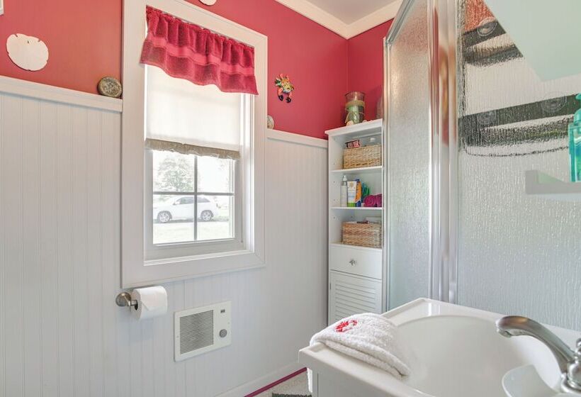 Waterfront Maryland Retreat W/ Dock & Bay View!