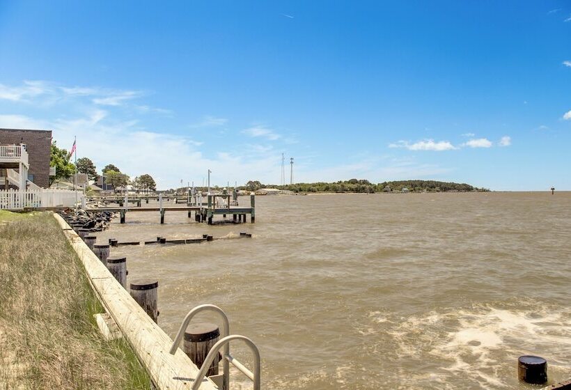 Waterfront Maryland Retreat W/ Dock & Bay View!