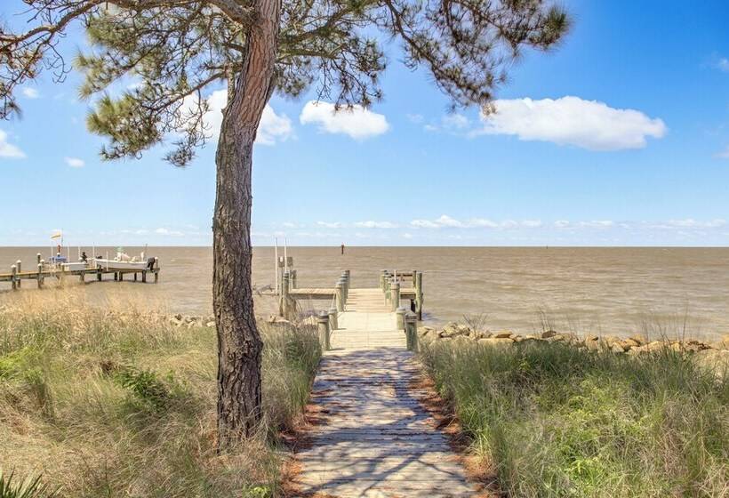 Waterfront Maryland Retreat W/ Dock & Bay View!