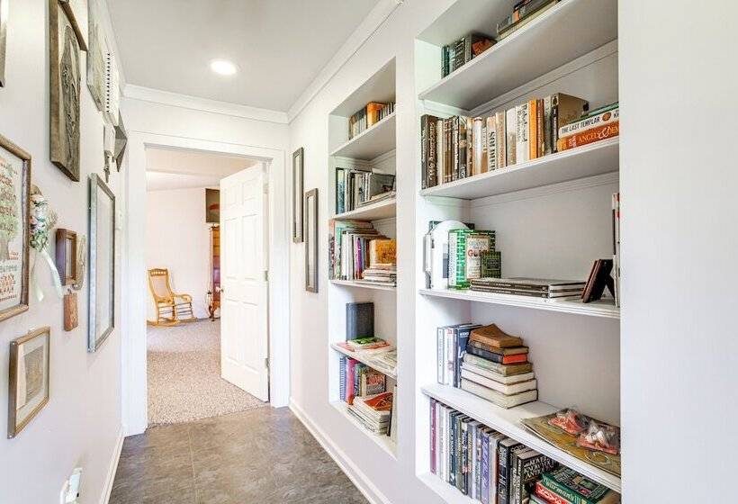 Waterfront Maryland Retreat W/ Dock & Bay View!