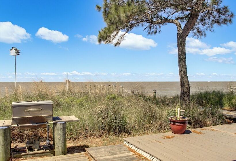 Waterfront Maryland Retreat W/ Dock & Bay View!