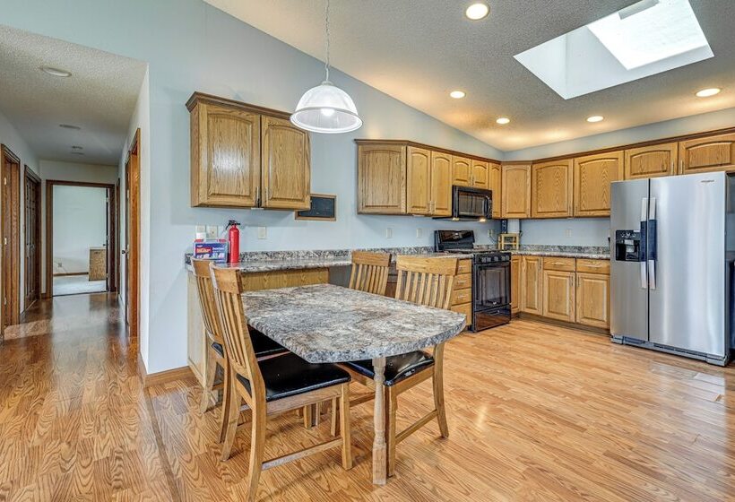 Wausau Home W/ Deck Near Rib Mountain State Park!