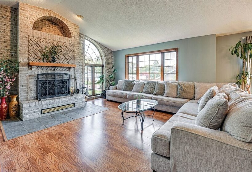 Wausau Home W/ Deck Near Rib Mountain State Park!