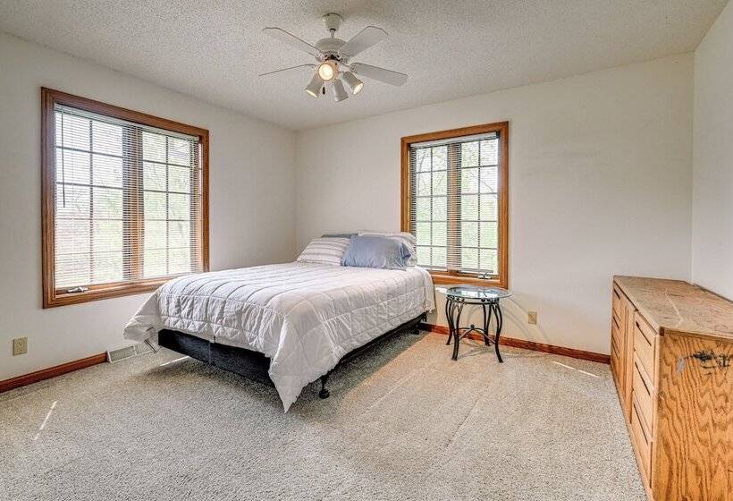 Wausau Home W/ Deck Near Rib Mountain State Park!