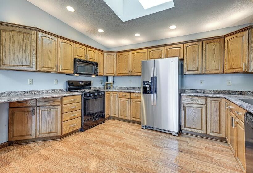 Wausau Home W/ Deck Near Rib Mountain State Park!