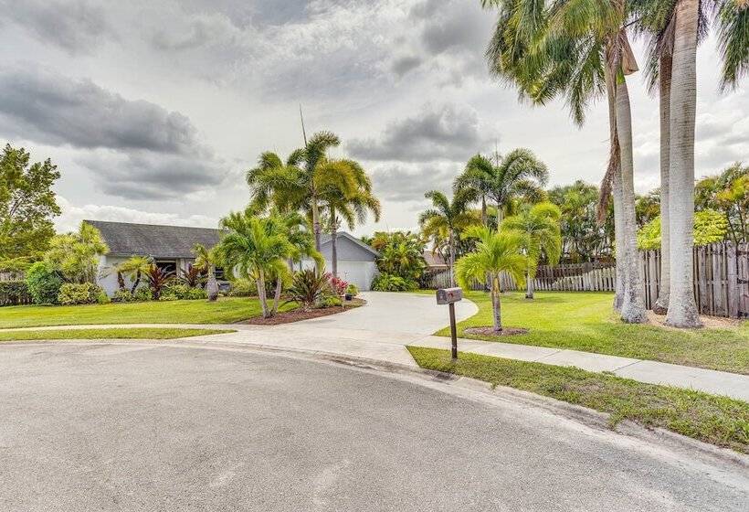 Wellington Vacation Rental: Private Saltwater Pool