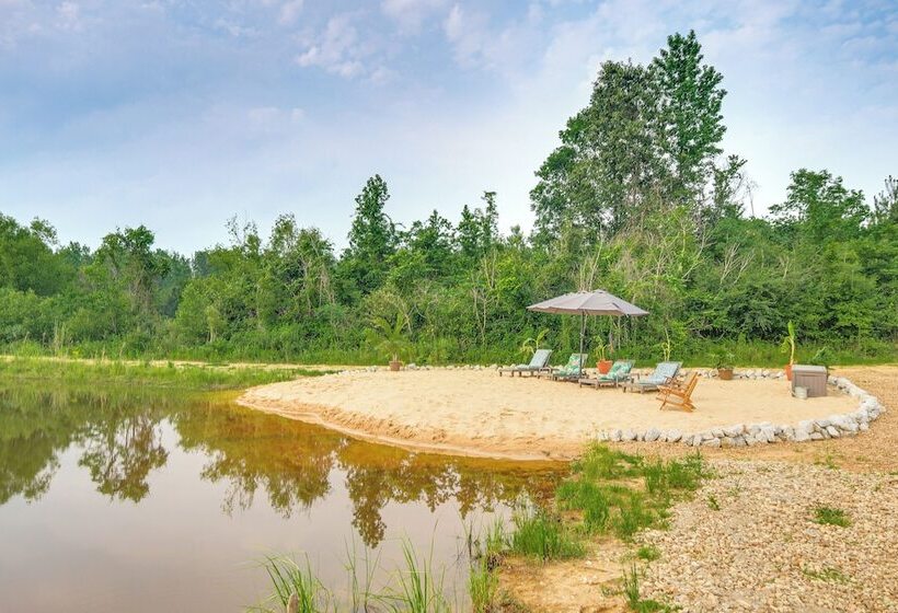 Wesson Cabin W/ Private Beach, Fishing & Hiking!