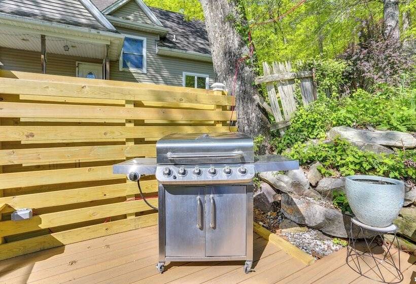 West Milford Home Near Lake   Swim, Kayak & More!