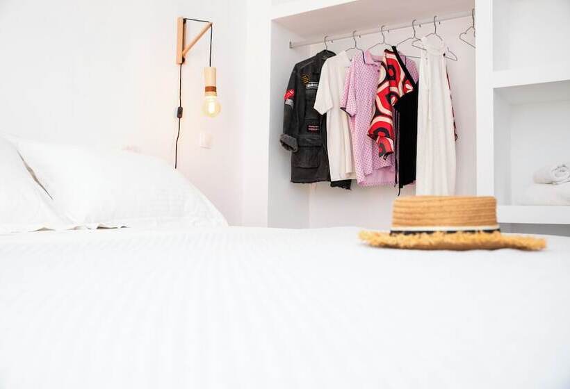 White Cave Villas Residence