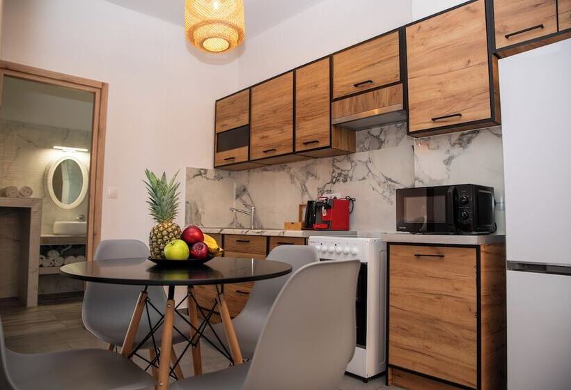 White Cave Villas Residence