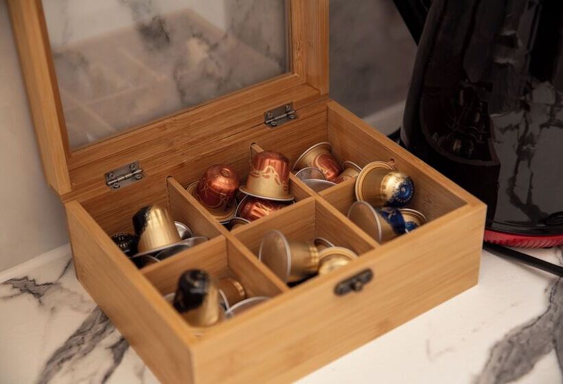 White Cave Villas Residence