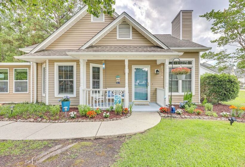 Wilmington Family Home: 6 Mi To Wrightsville Beach