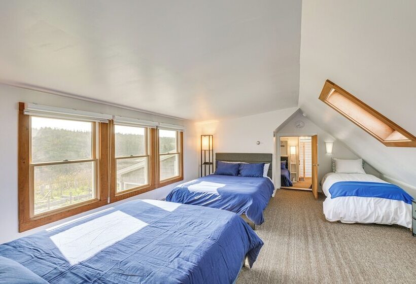 Winter Harbor Home W/ Acadia National Park Views!