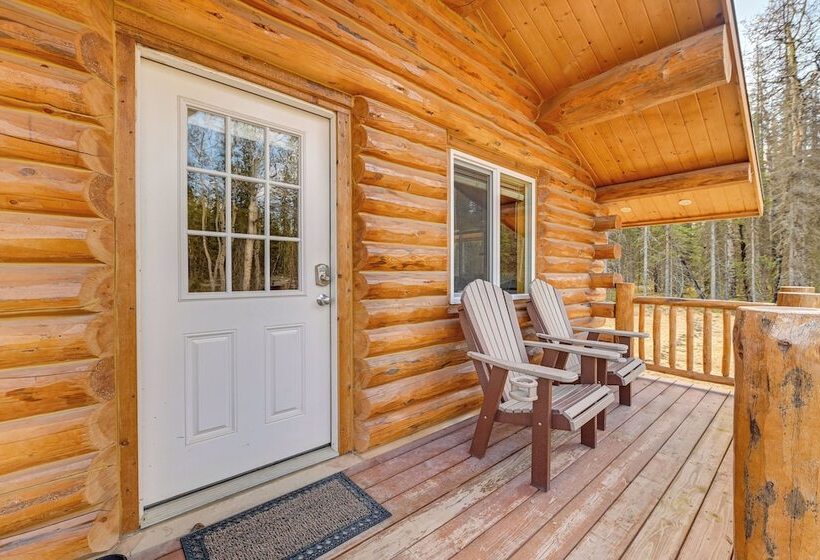 Woodsy Cabin Near Kenai River: Great For Anglers!