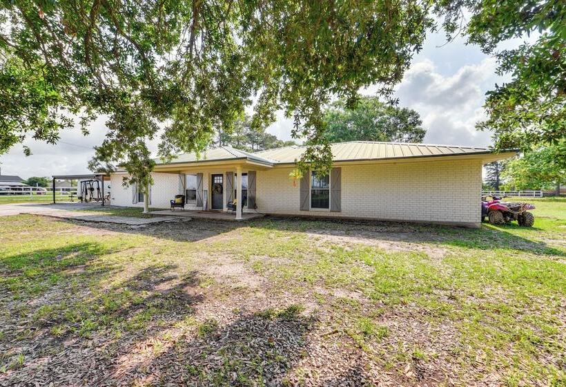 17 Mi To Lafayette: Maurice  Country Ranch Estate