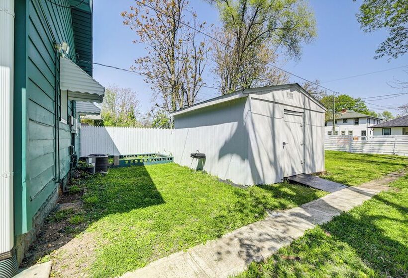 1925 Bungalow Style Home ~ 2 Mi To Downtown Indy!