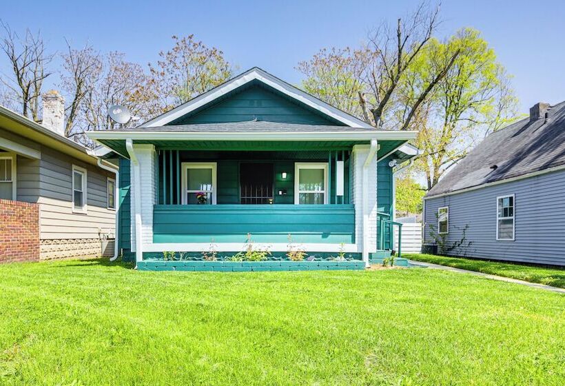 1925 Bungalow Style Home ~ 2 Mi To Downtown Indy!