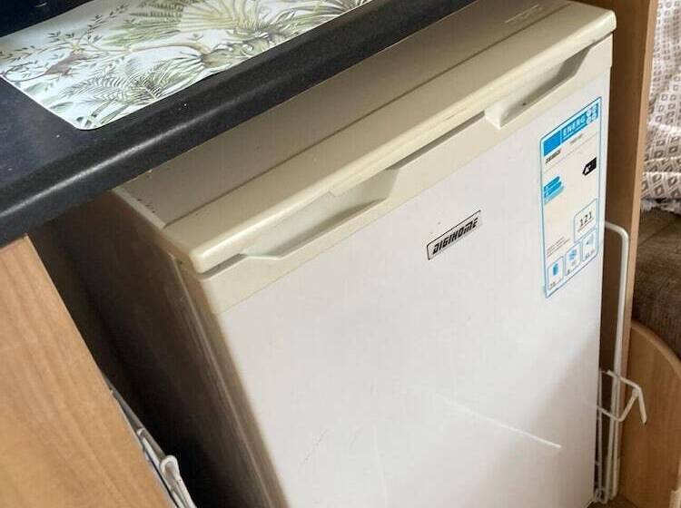 2 Bed Caravan In Mablethorpe Sea Front Location