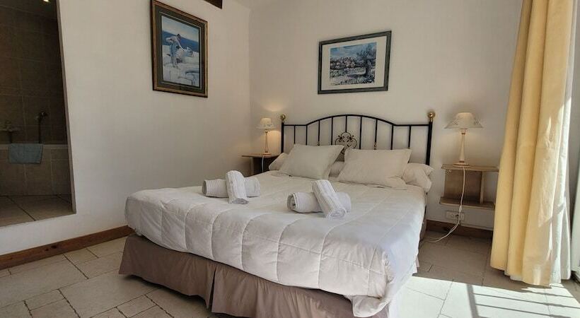 Apparthôtel De 45 M2 Baigné De Lumière