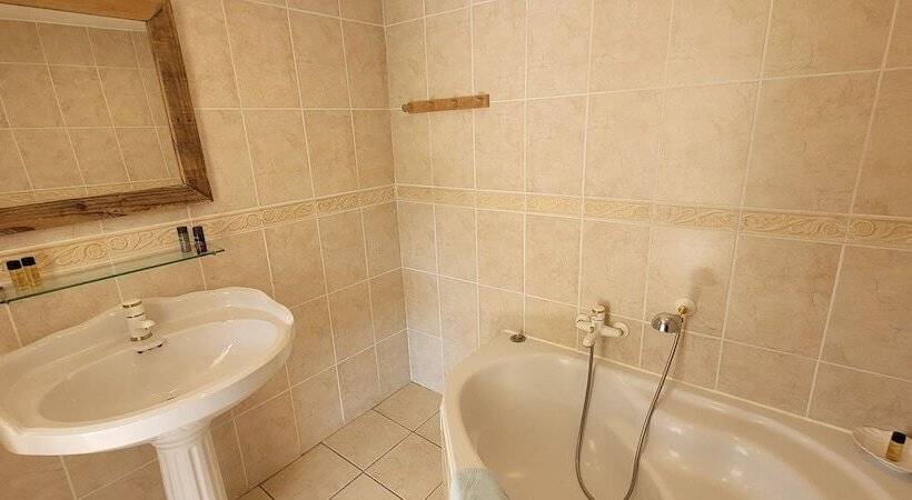 Apparthôtel De 45 M2 Baigné De Lumière