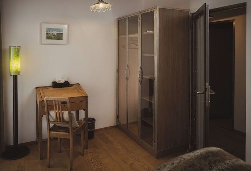 Backstage Hotel Serviced Apartments