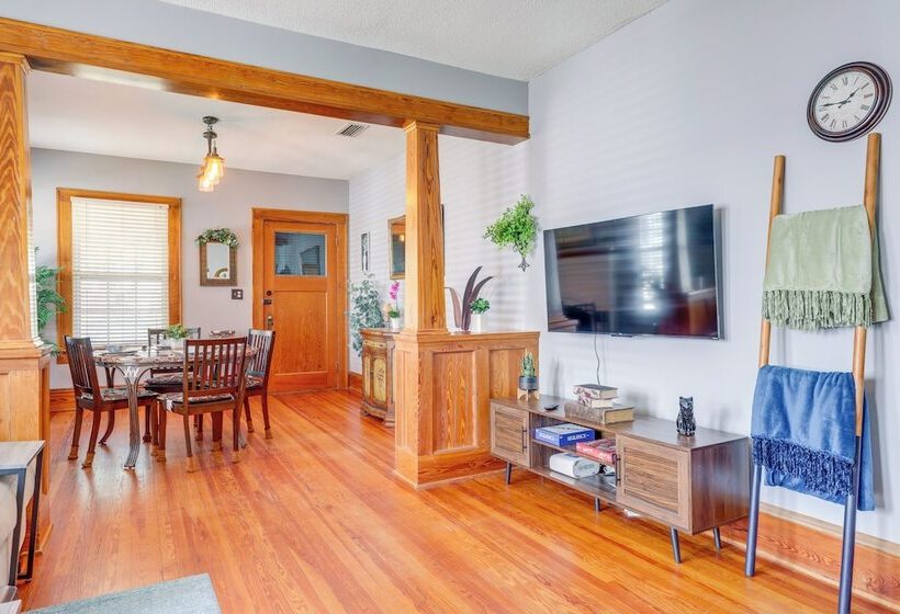 Beautiful Jacksonville Home: Walkable Location!