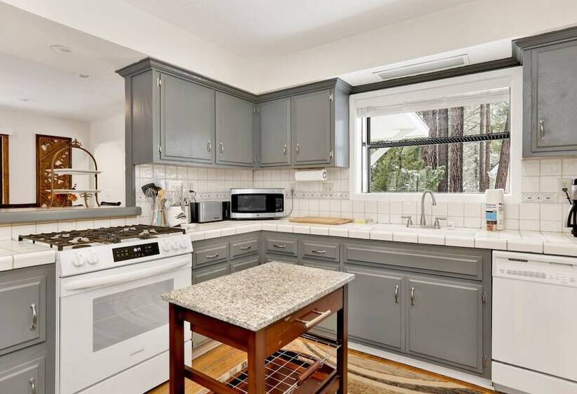 Belmont Pines Cottage #2382