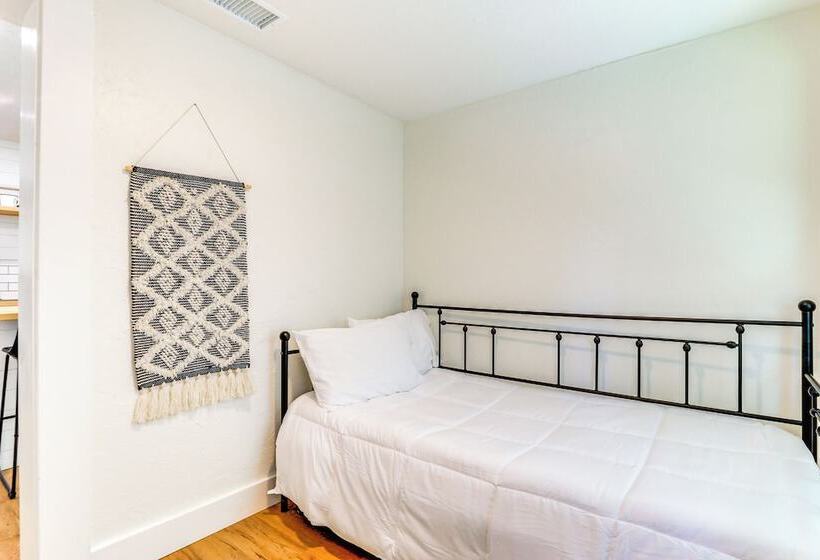 Bradenton Home W/ Gas Grill: 7 Mi To Beaches!