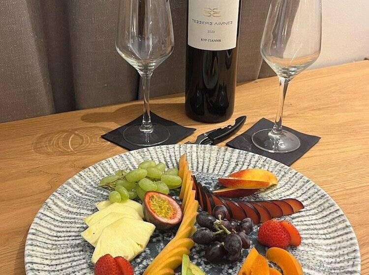 Cabana White Boutique Hotel & Suites