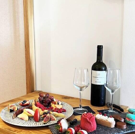 Cabana White Boutique Hotel & Suites