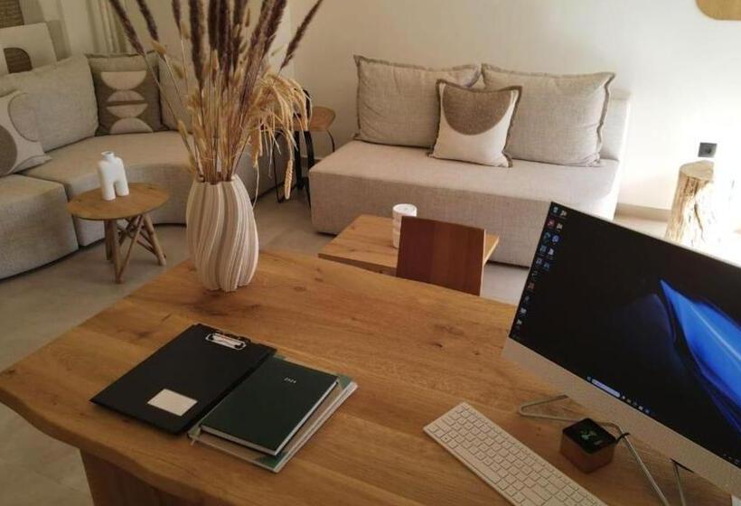 Cabana White Boutique Hotel & Suites