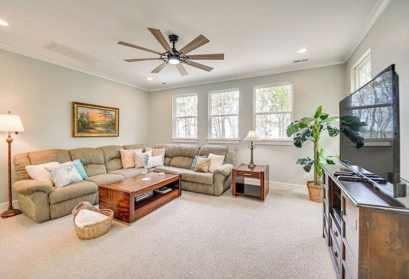 Cape Charles Home: Private Pier & Beach Front Deck