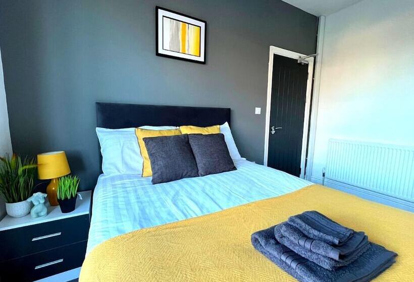 Chantry Suites By Sa Stays