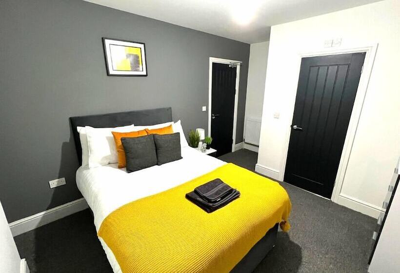 Chantry Suites By Sa Stays