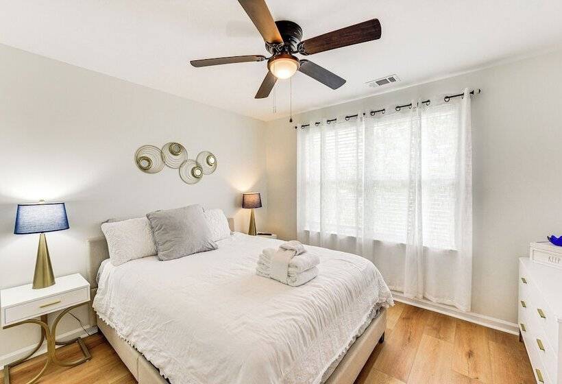 Charming Bluffton Home W/ Yard ~ 3 Mi To Beaches!