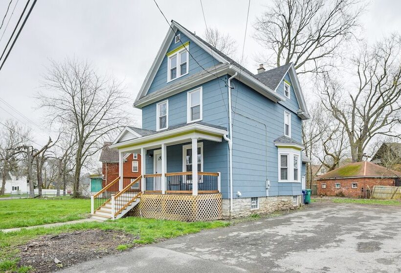 Charming Home   2 Mi To Niagara Falls State Park!