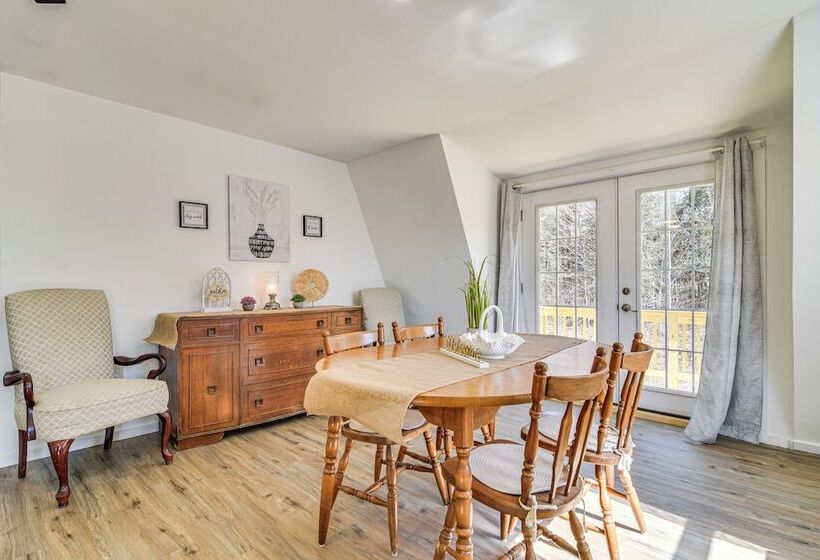 Charming Maine Retreat Near Skiing & Atv Park!