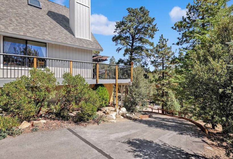 Chimney Peak Chalet #2048