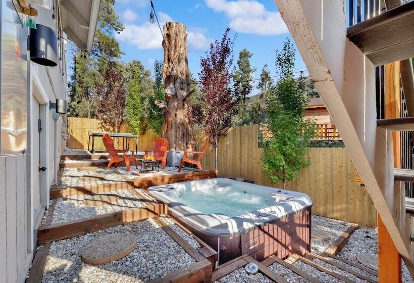 Chimney Peak Chalet #2048